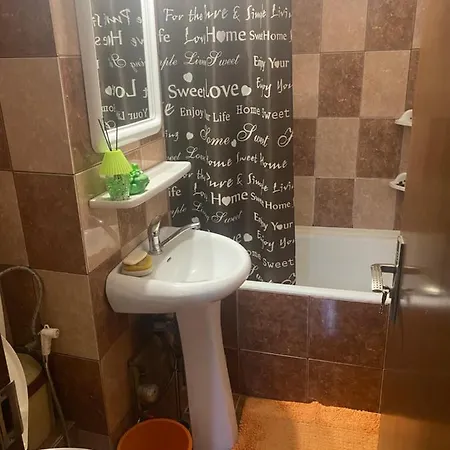 Alaves Moso Apartment *